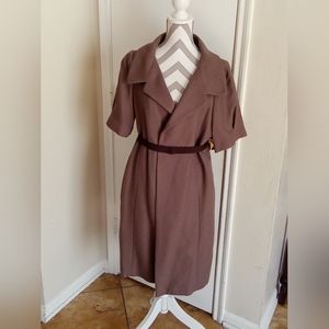 Simply Vera LOxford Brown Buttonless Coat with Waist Strap. In great condition